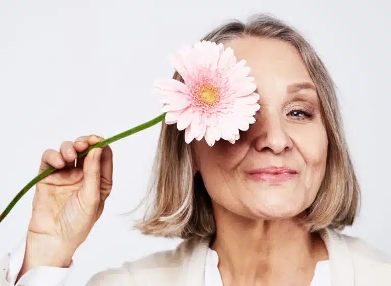 Jak łagodzić objawy menopauzy?